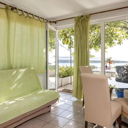 شقة 1 Bedroom Awesome In Rab