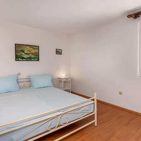 شقة 1 Bedroom Awesome In Rab راب