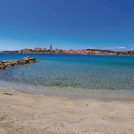 1 Bedroom Awesome In Rab