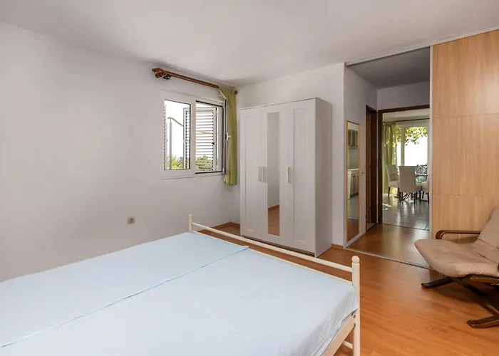 1 Bedroom Beautiful In Rab Rab Town