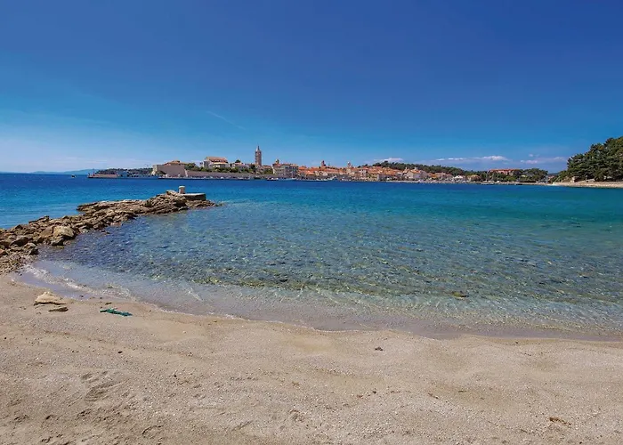 1 Bedroom Beautiful In Rab